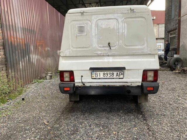 Белый ИЖ 2715, объемом двигателя 1.6 л и пробегом 78 тыс. км за 1800 $, фото 3 на Automoto.ua