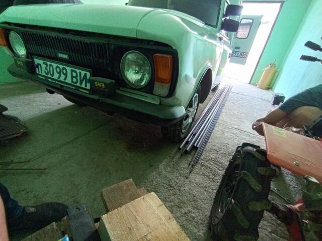 Белый ИЖ 2715, объемом двигателя 0 л и пробегом 176 тыс. км за 798 $, фото 1 на Automoto.ua