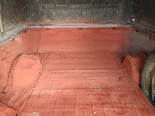 ИЖ 2715 1992 в Тульчине на Automoto.ua Бежевый ИЖ 2715, объемом двигателя 1 л и пробегом 20 тыс. км за 450 $, фото 3 на Automoto.ua