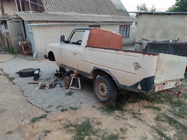 Бежевый ИЖ 2715, объемом двигателя 0 л и пробегом 120 тыс. км за 476 $, фото 3 на Automoto.ua