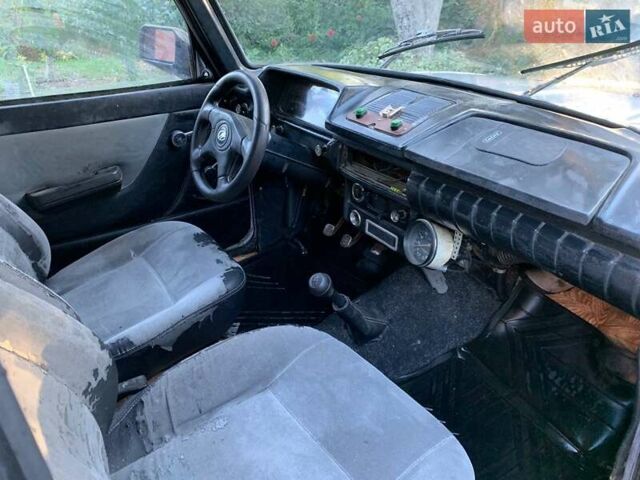Серый ИЖ 2715, объемом двигателя 1.48 л и пробегом 59 тыс. км за 350 $, фото 9 на Automoto.ua