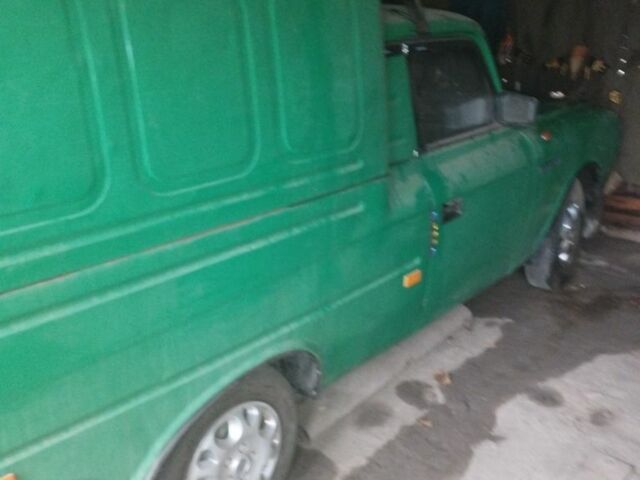 Зеленый ИЖ 2715, объемом двигателя 1.5 л и пробегом 230 тыс. км за 950 $, фото 2 на Automoto.ua