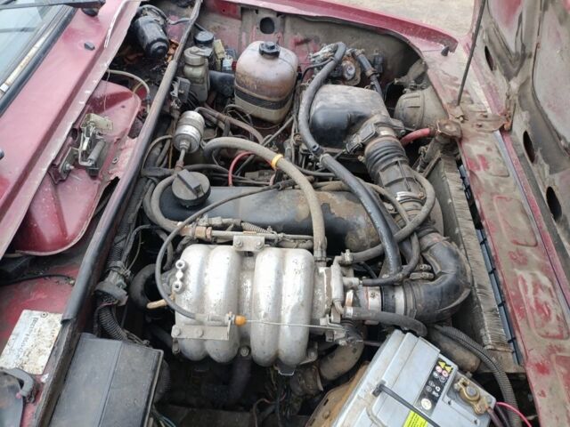 Красный ИЖ 2717, объемом двигателя 1.6 л и пробегом 45 тыс. км за 711 $, фото 3 на Automoto.ua