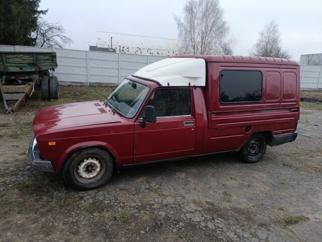 Красный ИЖ 2717, объемом двигателя 1.6 л и пробегом 45 тыс. км за 711 $, фото 1 на Automoto.ua