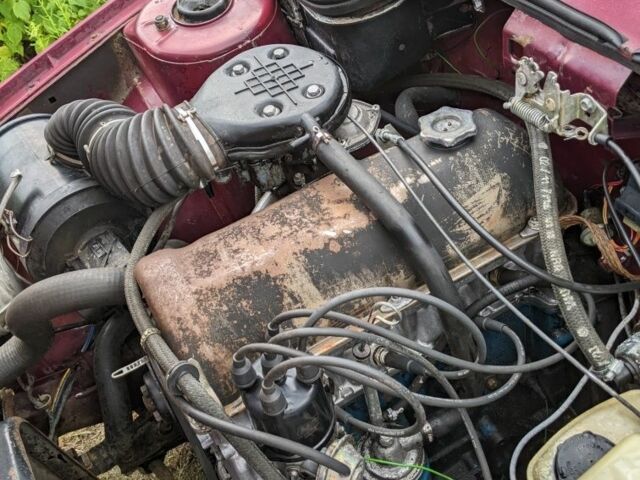 Красный ИЖ 2717, объемом двигателя 1.6 л и пробегом 200 тыс. км за 499 $, фото 4 на Automoto.ua