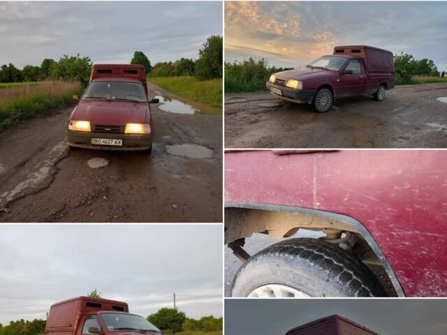 Красный ИЖ 2717, объемом двигателя 0 л и пробегом 235 тыс. км за 450 $, фото 6 на Automoto.ua
