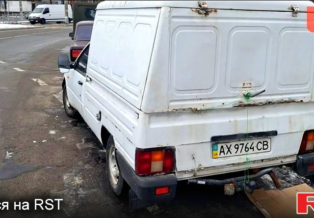 ИЖ 2717, объемом двигателя 1.6 л и пробегом 310 тыс. км за 2750 $, фото 4 на Automoto.ua