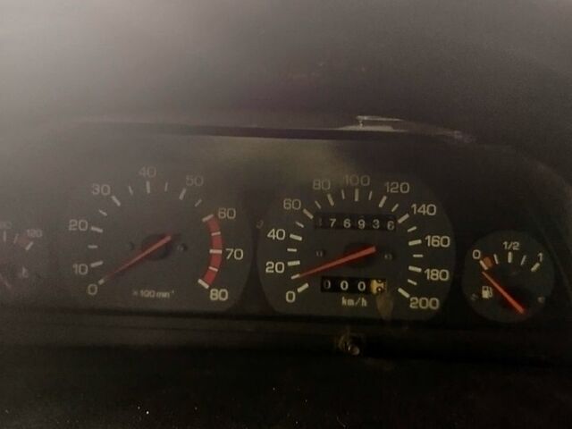 ИЖ 2717, объемом двигателя 1.6 л и пробегом 376 тыс. км за 1000 $, фото 4 на Automoto.ua