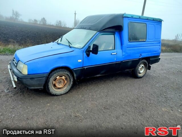 Синій ІЖ 2717, об'ємом двигуна 1.6 л та пробігом 0 тис. км за 710 $, фото 1 на Automoto.ua