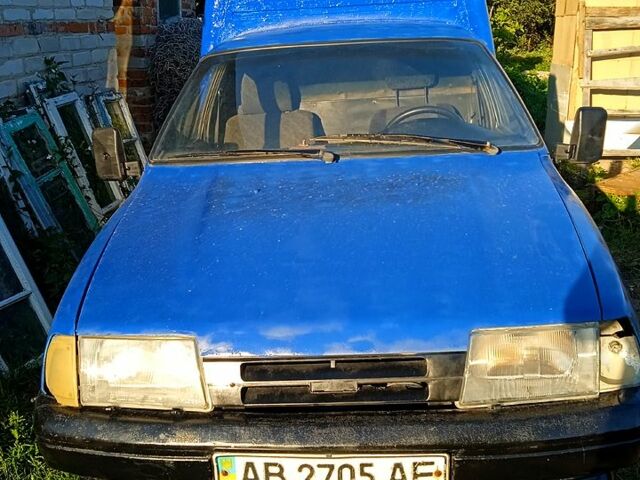 Синий ИЖ 2717, объемом двигателя 1.6 л и пробегом 0 тыс. км за 450 $, фото 3 на Automoto.ua