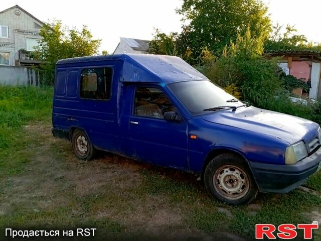Синий ИЖ 2717, объемом двигателя 1.6 л и пробегом 80 тыс. км за 470 $, фото 1 на Automoto.ua
