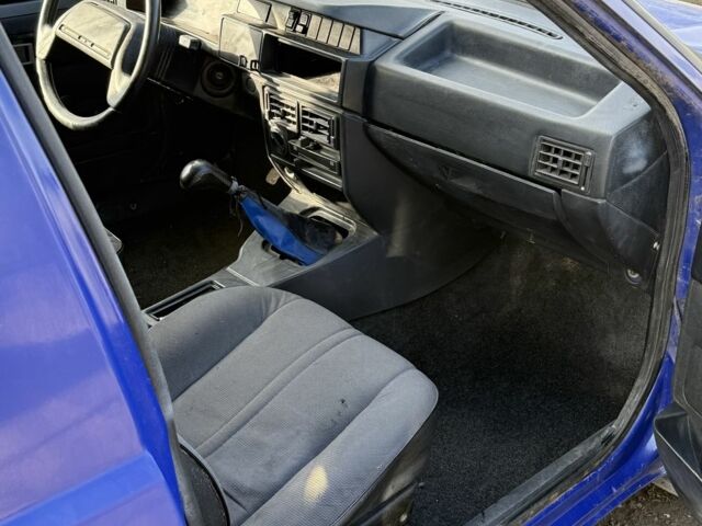 Синий ИЖ 2717, объемом двигателя 0 л и пробегом 200 тыс. км за 1023 $, фото 4 на Automoto.ua