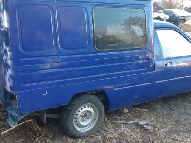 Синий ИЖ 2717, объемом двигателя 1.7 л и пробегом 250 тыс. км за 1100 $, фото 2 на Automoto.ua