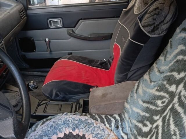 Синий ИЖ 2717, объемом двигателя 2 л и пробегом 5 тыс. км за 2000 $, фото 5 на Automoto.ua
