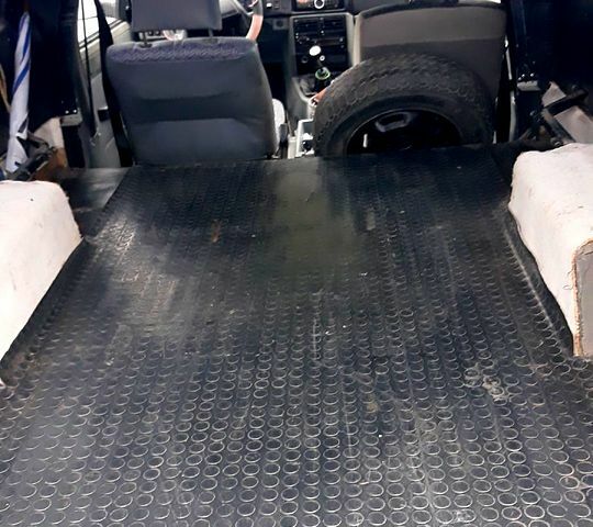 ІЖ 2717 2005 у Вінниці на Automoto.ua Зелений ІЖ 2717, об'ємом двигуна 1.6 л та пробігом 73 тис. км за 1350 $, фото 5 на Automoto.ua