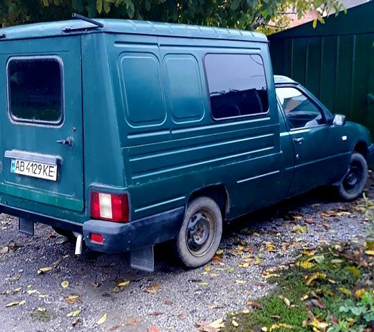 ІЖ 2717 2005 у Вінниці на Automoto.ua Зелений ІЖ 2717, об'ємом двигуна 1.6 л та пробігом 73 тис. км за 1350 $, фото 1 на Automoto.ua
