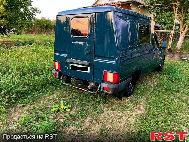 Зеленый ИЖ 2717, объемом двигателя 1.6 л и пробегом 0 тыс. км за 1500 $, фото 3 на Automoto.ua