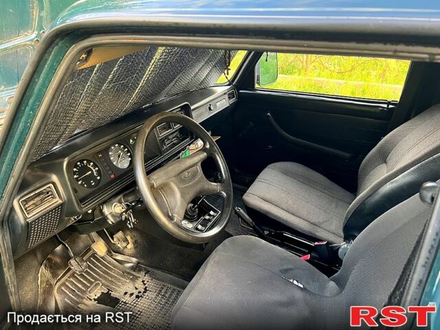 Зеленый ИЖ 2717, объемом двигателя 1.6 л и пробегом 0 тыс. км за 1500 $, фото 4 на Automoto.ua