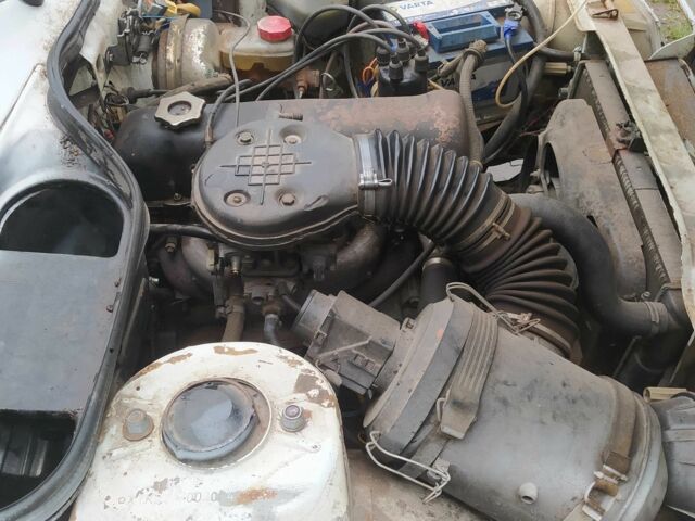 Белый ИЖ 27171, объемом двигателя 1.6 л и пробегом 2 тыс. км за 880 $, фото 6 на Automoto.ua