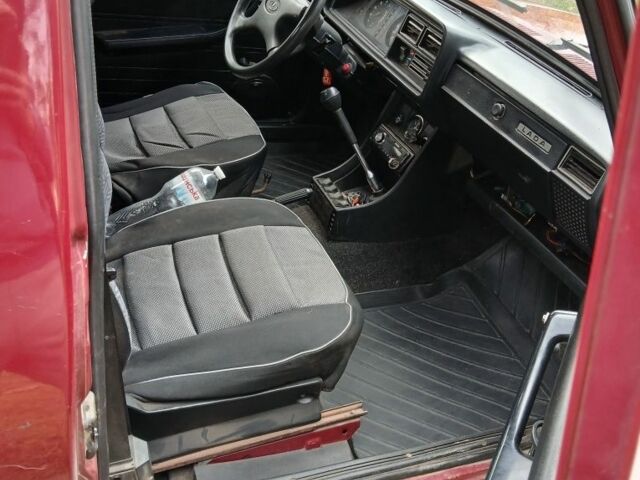 ИЖ 27171 2008 в Одессе на Automoto.ua Красный ИЖ 27171, объемом двигателя 1 л и пробегом 100 тыс. км за 1300 $, фото 6 на Automoto.ua