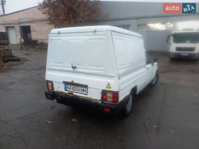 Белый ИЖ 27175, объемом двигателя 1.57 л и пробегом 78 тыс. км за 850 $, фото 7 на Automoto.ua