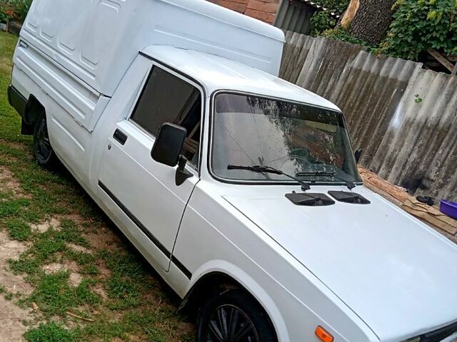 Білий ІЖ 27175, об'ємом двигуна 1.6 л та пробігом 0 тис. км за 1050 $, фото 9 на Automoto.ua