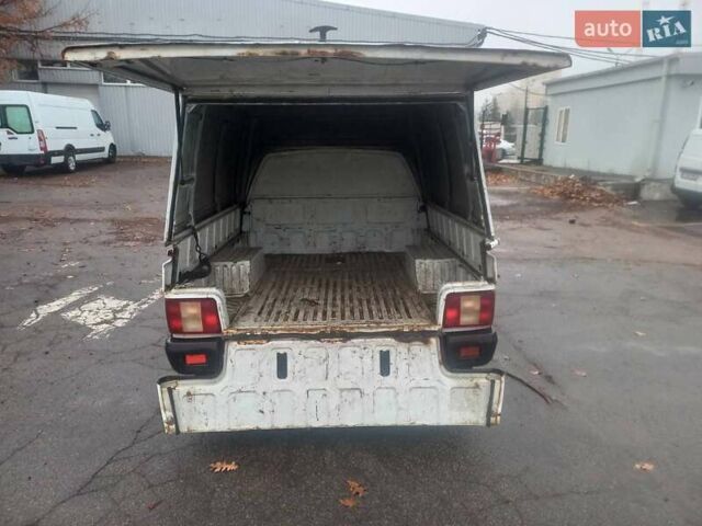 Белый ИЖ 27175, объемом двигателя 1.57 л и пробегом 78 тыс. км за 850 $, фото 10 на Automoto.ua