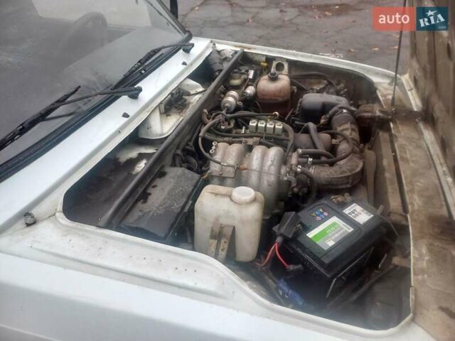 Белый ИЖ 27175, объемом двигателя 1.57 л и пробегом 78 тыс. км за 850 $, фото 16 на Automoto.ua