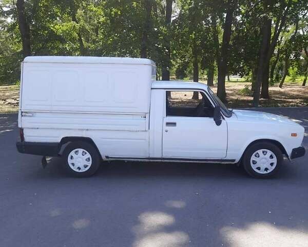 Білий ІЖ 27175, об'ємом двигуна 1.6 л та пробігом 230 тис. км за 1400 $, фото 4 на Automoto.ua