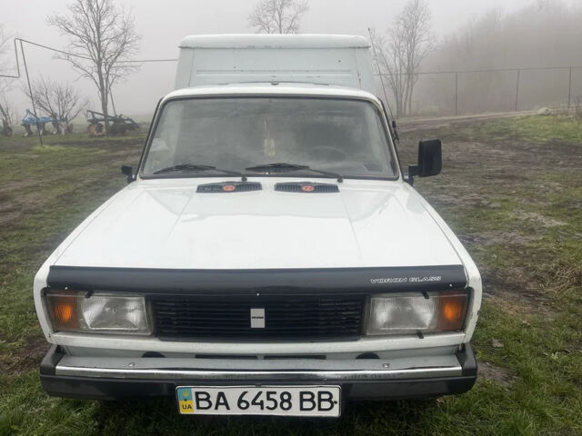 Білий ІЖ 27175, об'ємом двигуна 1.6 л та пробігом 70 тис. км за 1500 $, фото 3 на Automoto.ua