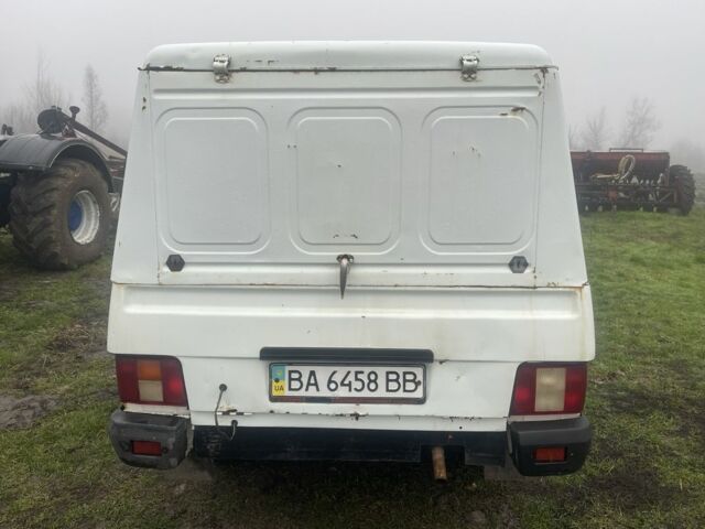 Білий ІЖ 27175, об'ємом двигуна 1.6 л та пробігом 70 тис. км за 1500 $, фото 4 на Automoto.ua