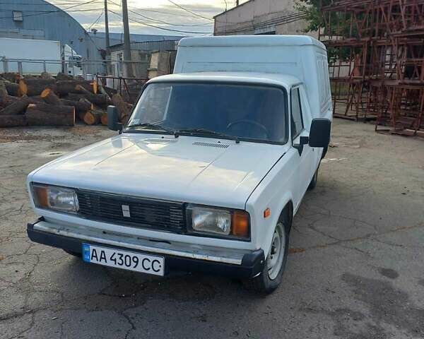 Белый ИЖ 27175, объемом двигателя 1.57 л и пробегом 139 тыс. км за 1200 $, фото 1 на Automoto.ua