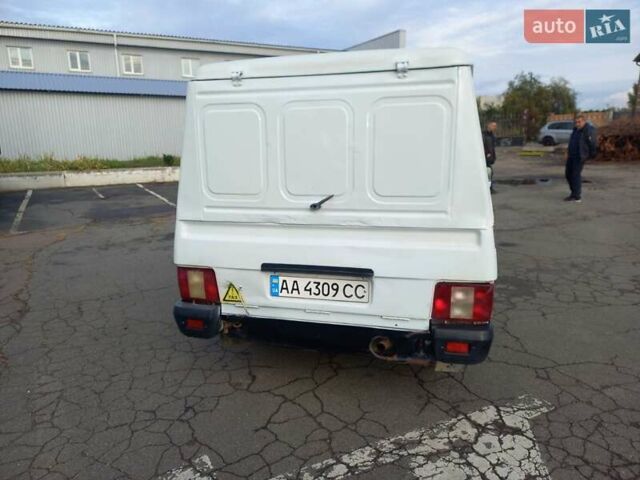 Белый ИЖ 27175, объемом двигателя 1.57 л и пробегом 139 тыс. км за 1200 $, фото 4 на Automoto.ua