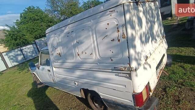 Белый ИЖ 27175, объемом двигателя 1.57 л и пробегом 79 тыс. км за 1330 $, фото 3 на Automoto.ua