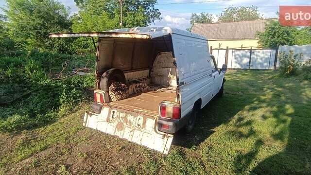 Белый ИЖ 27175, объемом двигателя 1.57 л и пробегом 79 тыс. км за 1330 $, фото 4 на Automoto.ua