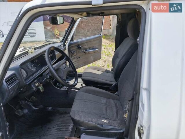 ІЖ 27175 2007 у Кропивницькому (Кіровограді) на Automoto.ua Білий ІЖ 27175, об'ємом двигуна 1.57 л та пробігом 78 тис. км за 1500 $, фото 14 на Automoto.ua