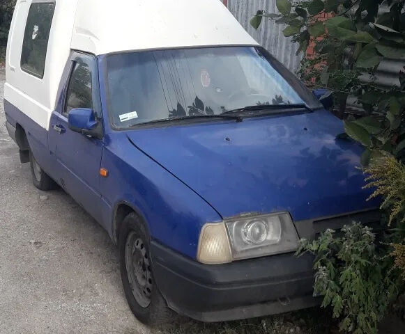 Синий ИЖ 27175, объемом двигателя 1.6 л и пробегом 100 тыс. км за 1187 $, фото 2 на Automoto.ua