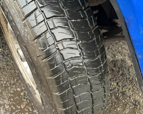 Синий ИЖ 27175, объемом двигателя 1.6 л и пробегом 175 тыс. км за 1500 $, фото 4 на Automoto.ua