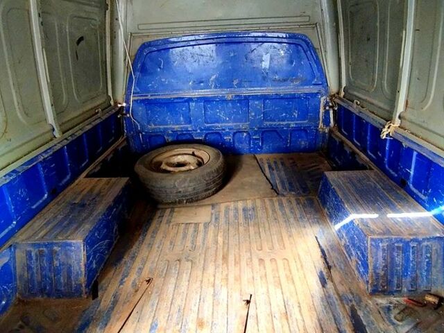 Синий ИЖ 27175, объемом двигателя 1.6 л и пробегом 0 тыс. км за 2000 $, фото 9 на Automoto.ua