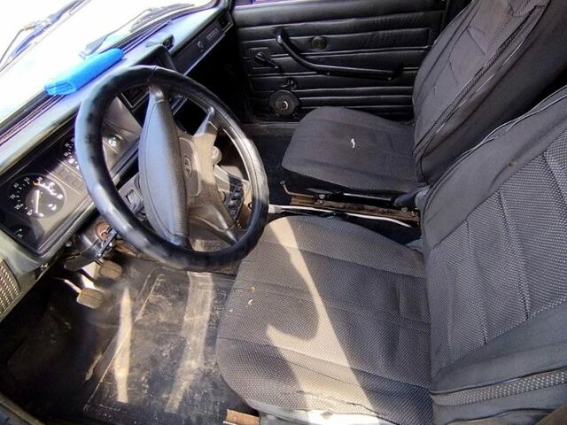 Синий ИЖ 27175, объемом двигателя 1.6 л и пробегом 0 тыс. км за 2000 $, фото 7 на Automoto.ua