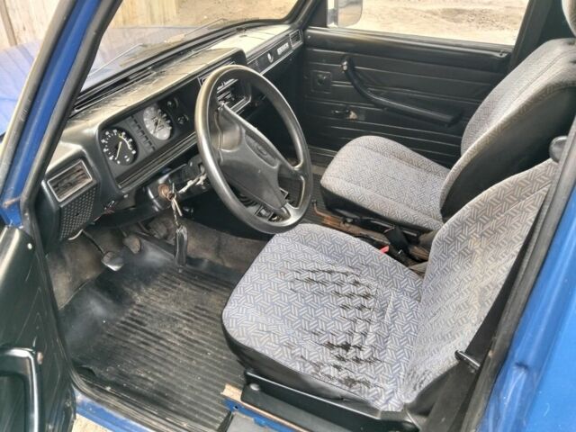 Синий ИЖ 27175, объемом двигателя 1.6 л и пробегом 120 тыс. км за 1000 $, фото 8 на Automoto.ua
