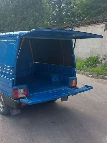 Синий ИЖ 27175, объемом двигателя 1.6 л и пробегом 69 тыс. км за 2600 $, фото 16 на Automoto.ua