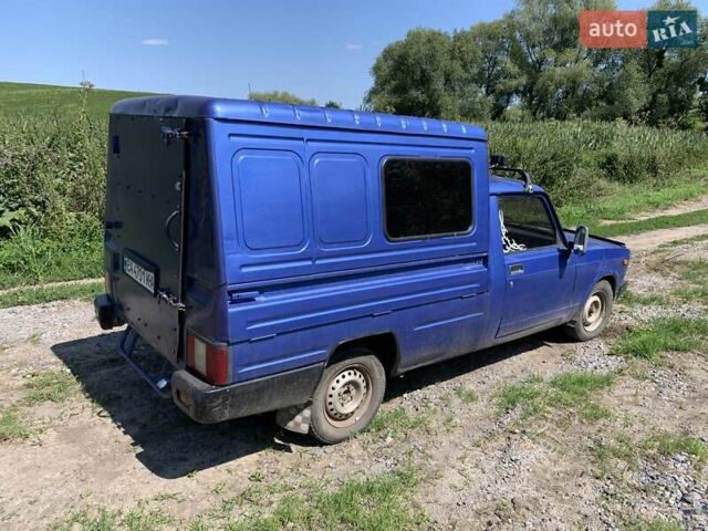 Синий ИЖ 27175, объемом двигателя 1.57 л и пробегом 70 тыс. км за 1250 $, фото 5 на Automoto.ua