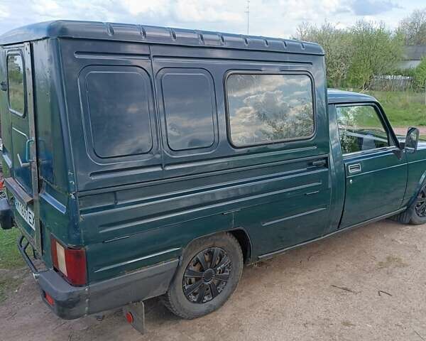 Зеленый ИЖ 27175, объемом двигателя 1.57 л и пробегом 200 тыс. км за 950 $, фото 3 на Automoto.ua