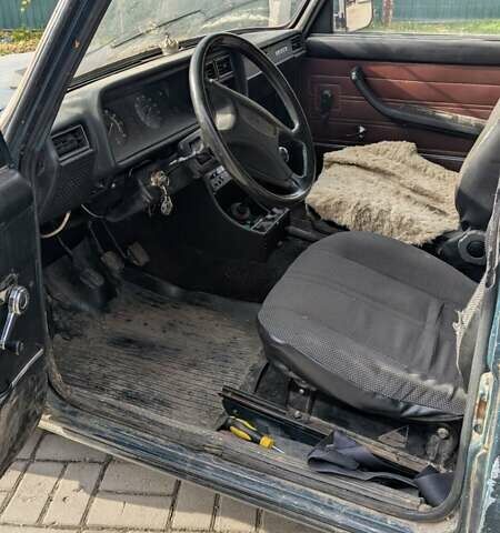 Зеленый ИЖ 27175, объемом двигателя 1.5 л и пробегом 300 тыс. км за 800 $, фото 5 на Automoto.ua