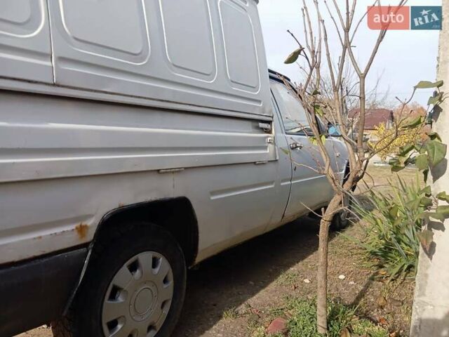 Білий ІЖ 2717 Ода, об'ємом двигуна 1.57 л та пробігом 158 тис. км за 950 $, фото 2 на Automoto.ua