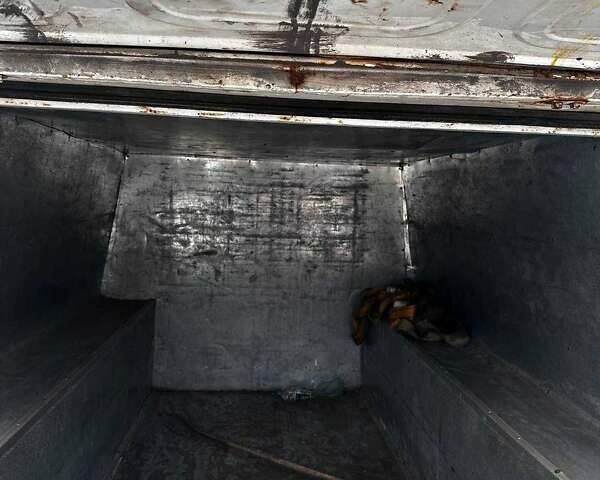 Білий ІЖ 2717 Ода, об'ємом двигуна 1.6 л та пробігом 160 тис. км за 1300 $, фото 3 на Automoto.ua