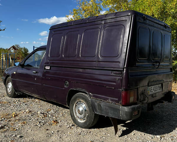 Фиолетовый ИЖ 2717 Ода, объемом двигателя 1.6 л и пробегом 295 тыс. км за 950 $, фото 19 на Automoto.ua