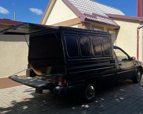 Фиолетовый ИЖ 2717 Ода, объемом двигателя 1.6 л и пробегом 295 тыс. км за 950 $, фото 6 на Automoto.ua