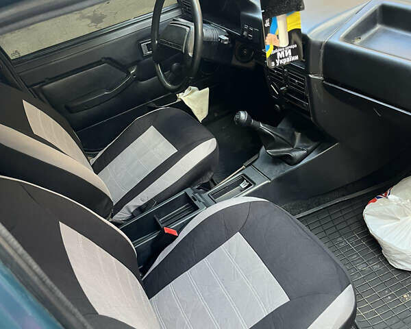 ИЖ 2717 Ода, объемом двигателя 1.5 л и пробегом 247 тыс. км за 2000 $, фото 3 на Automoto.ua